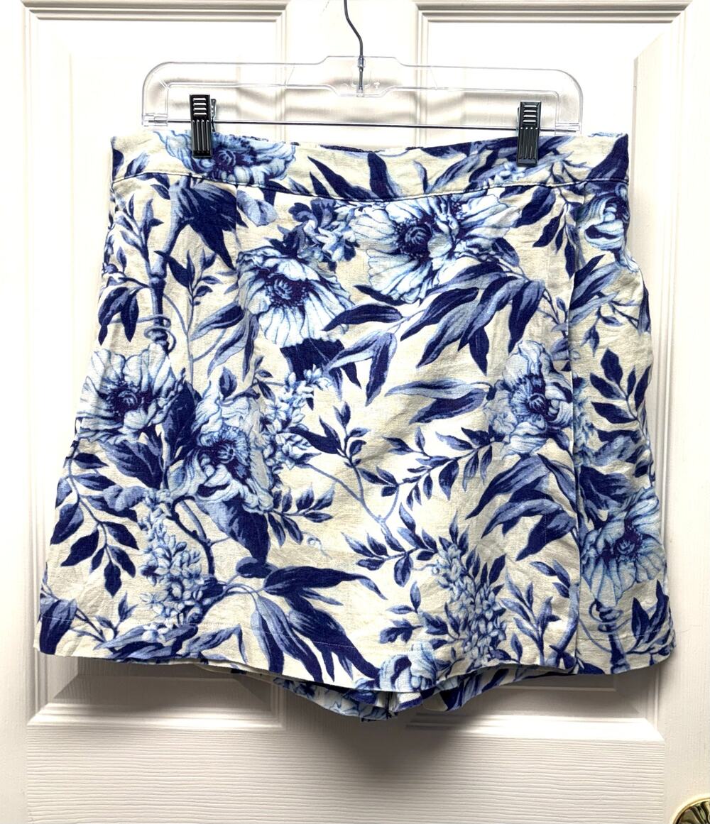 Ellen Tracy Skort Blue White Floral Linen Women’s Large Wrap Style Skirt Shorts